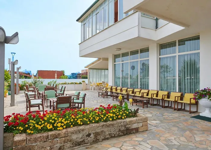 Hotel Caesar Bed And Breakfast